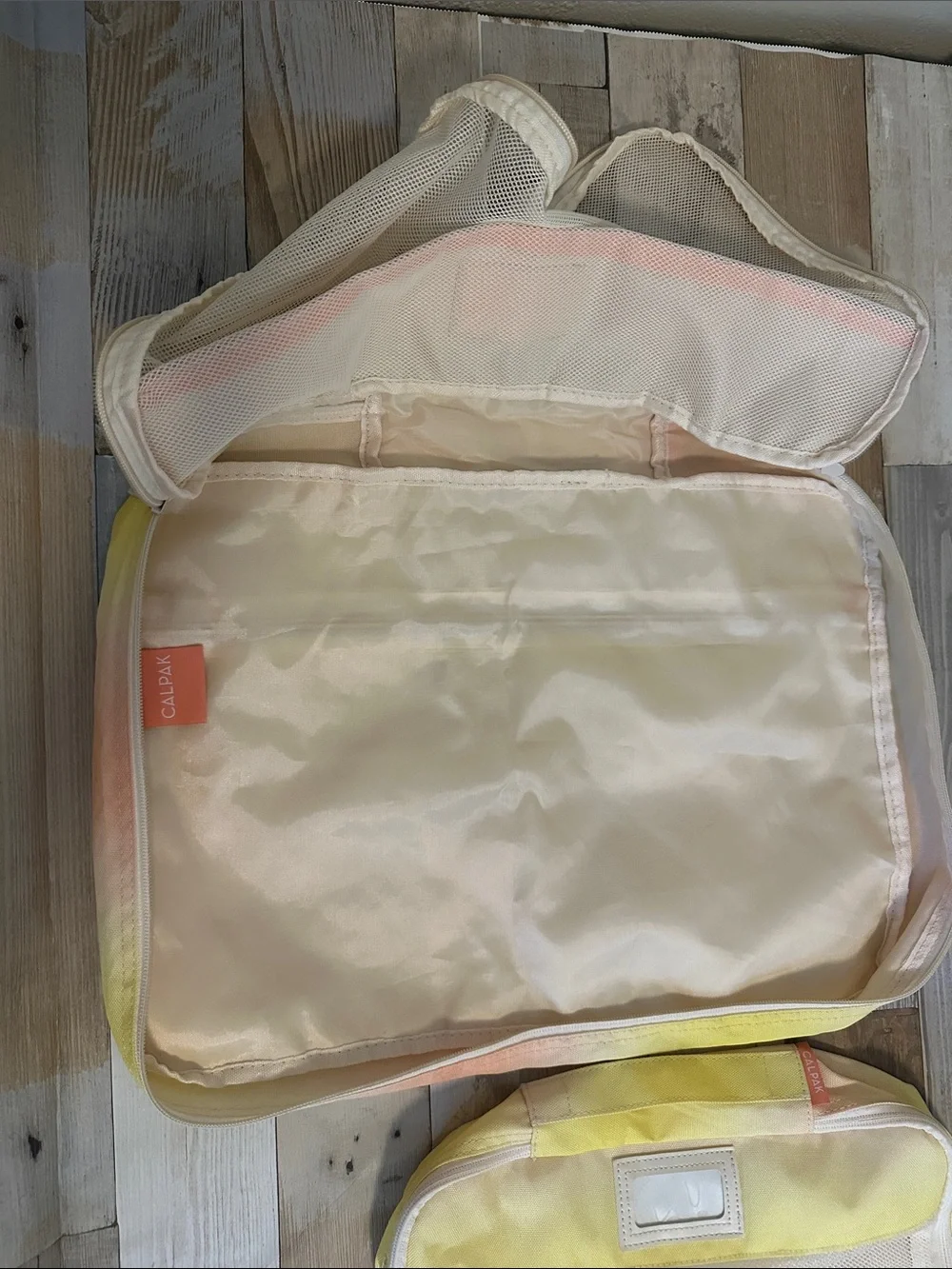 CALPAK Set of 2 Travel Packing Cubes in Yellow & Peach Ombre